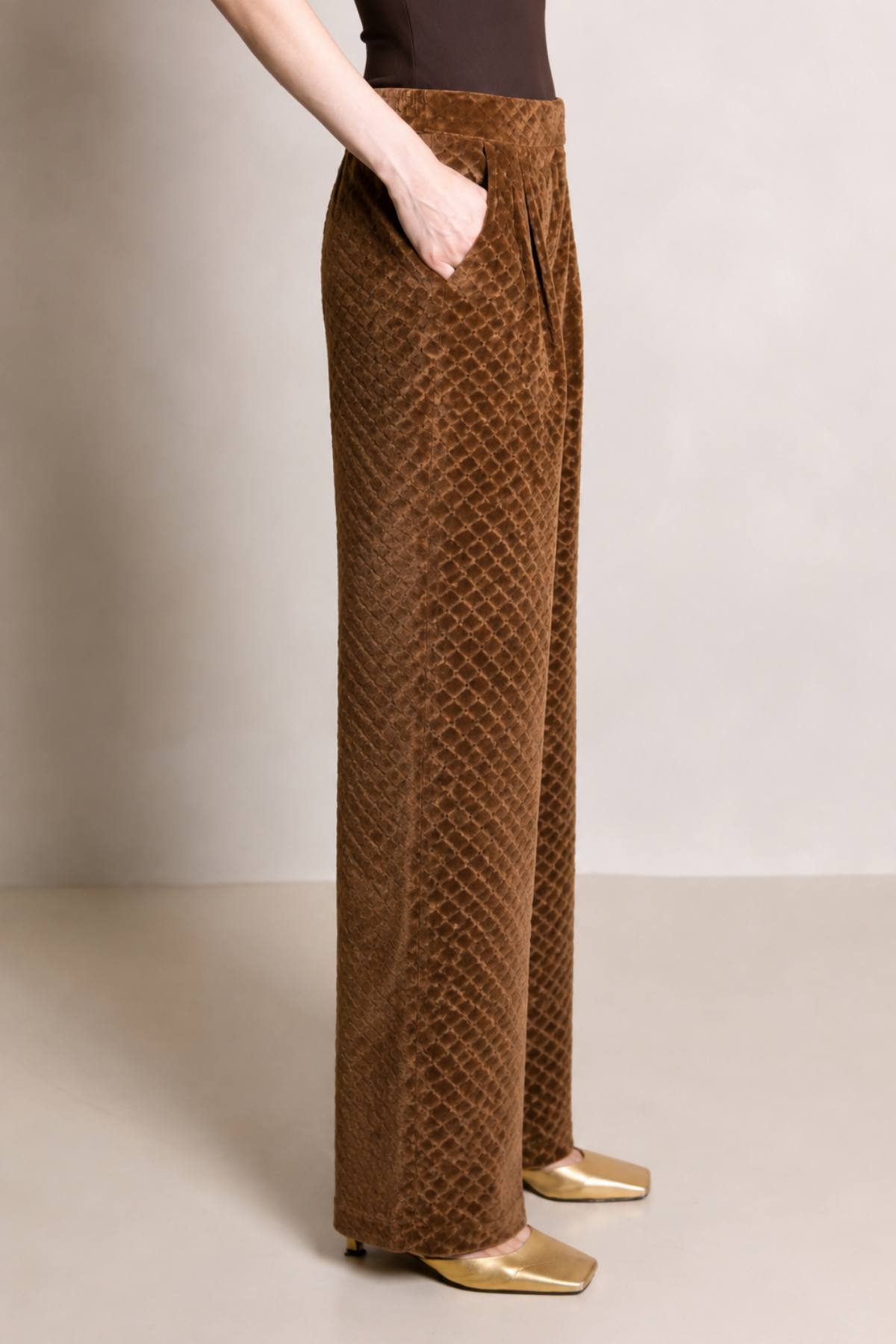 Alister Gold Trousers